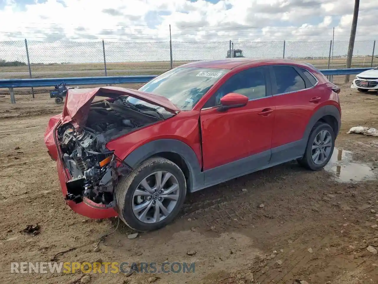 1 Photograph of a damaged car 3MVDMABL5MM250063 MAZDA CX30 2021