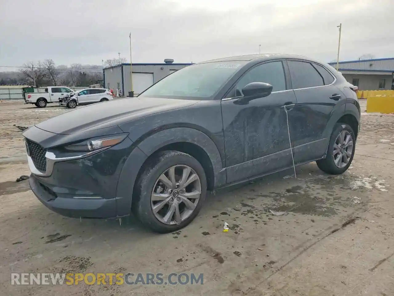 1 Photograph of a damaged car 3MVDMABL6MM238231 MAZDA CX30 2021