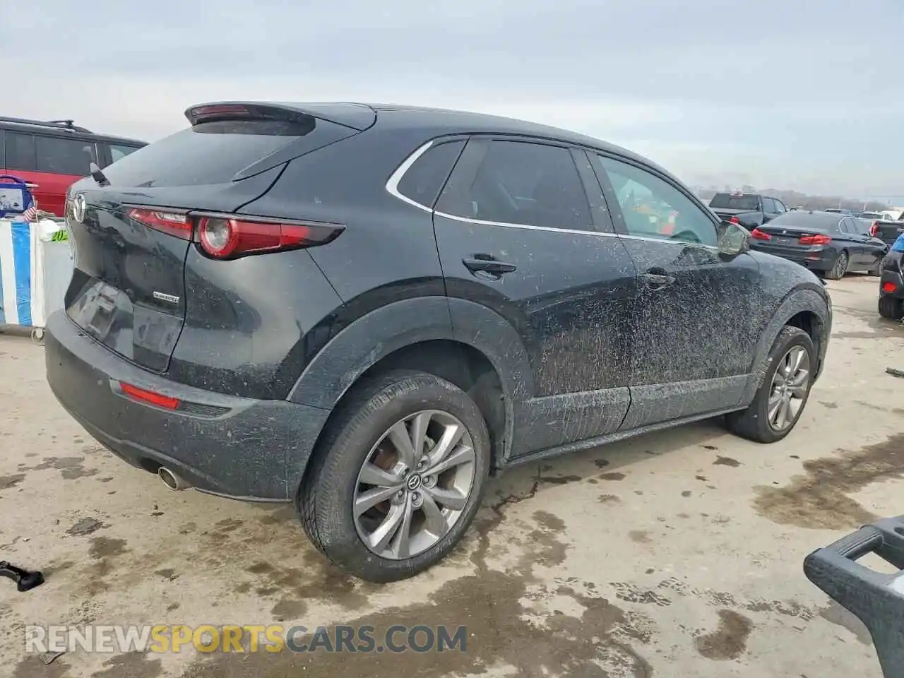 3 Photograph of a damaged car 3MVDMABL6MM238231 MAZDA CX30 2021