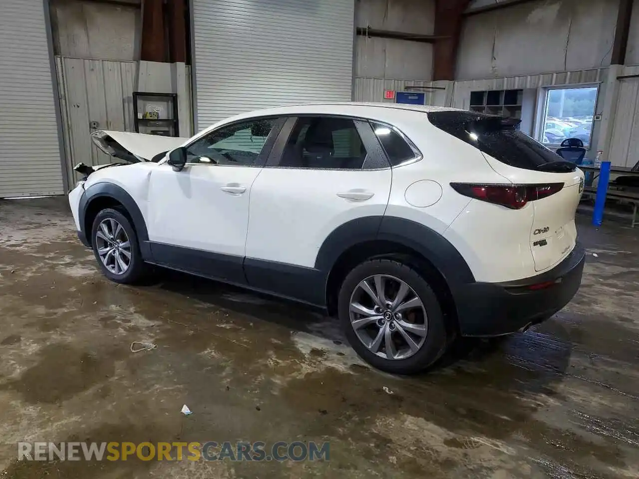 2 Photograph of a damaged car 3MVDMABL6MM308679 MAZDA CX30 2021