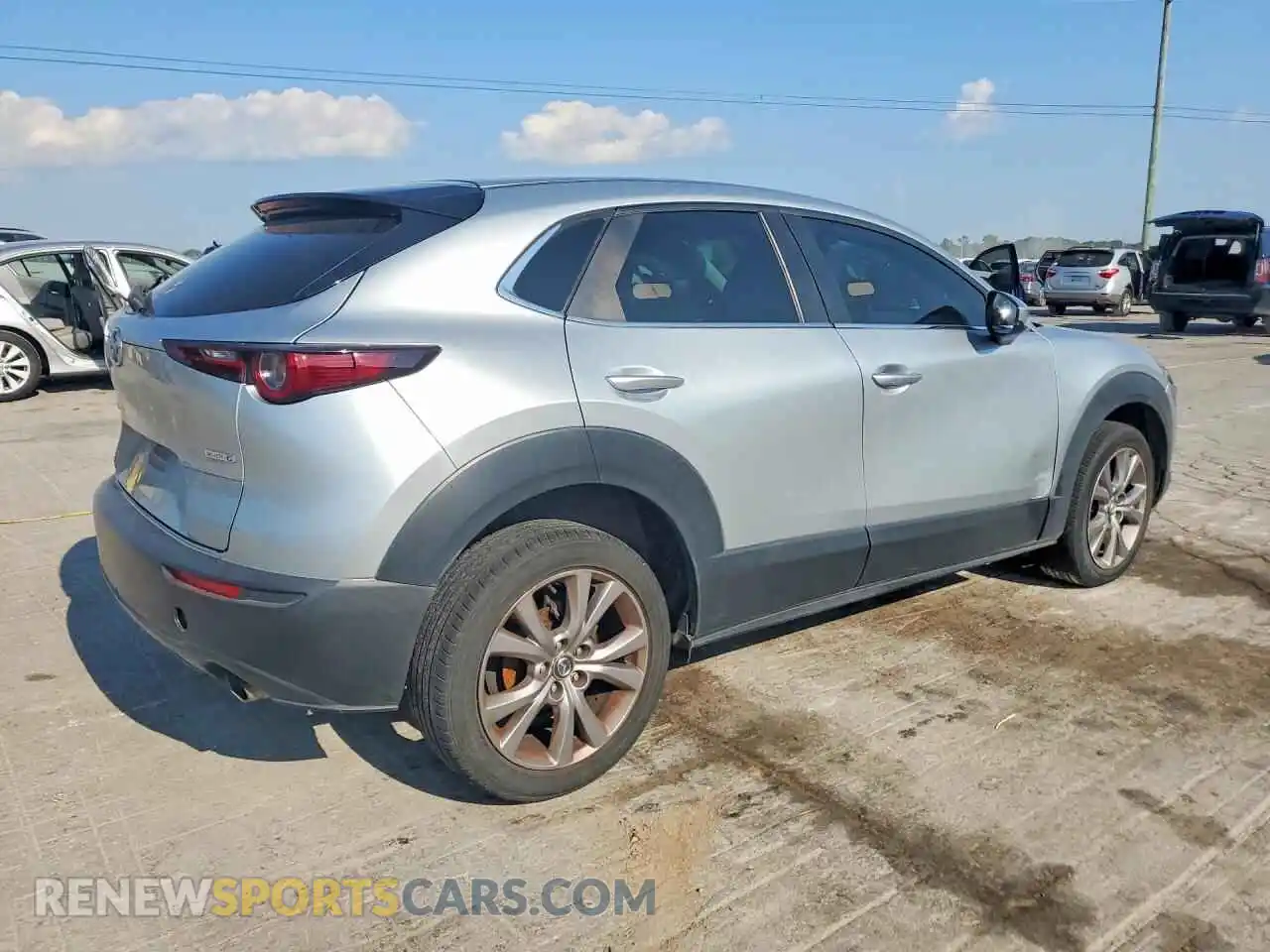 3 Photograph of a damaged car 3MVDMABL7MM258214 MAZDA CX30 2021