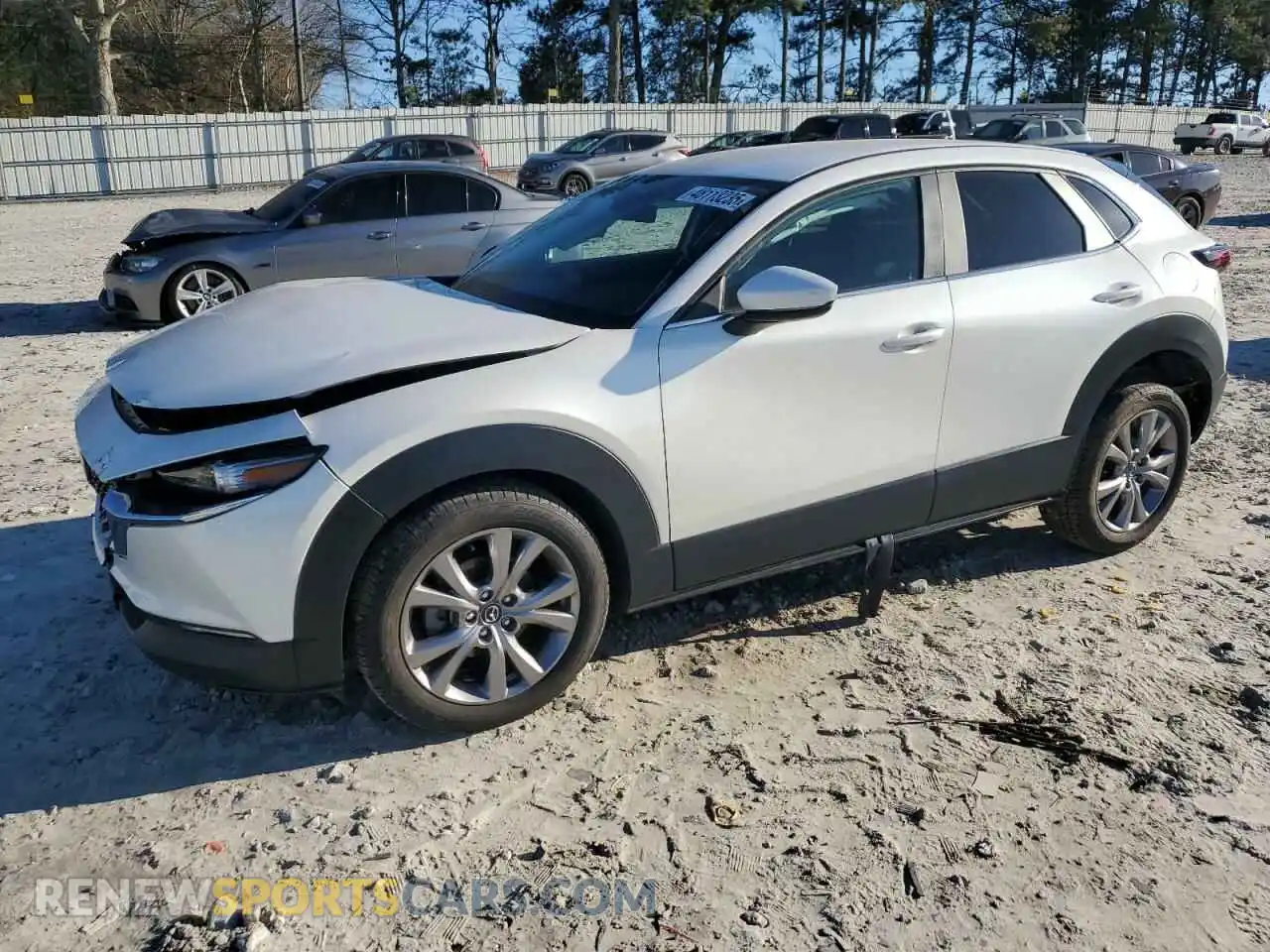 1 Photograph of a damaged car 3MVDMABL8MM259047 MAZDA CX30 2021
