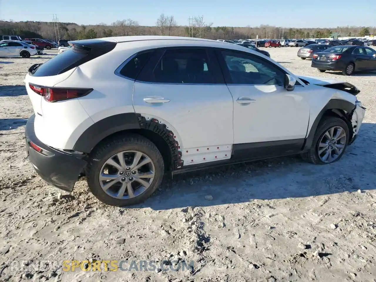 3 Photograph of a damaged car 3MVDMABL8MM259047 MAZDA CX30 2021