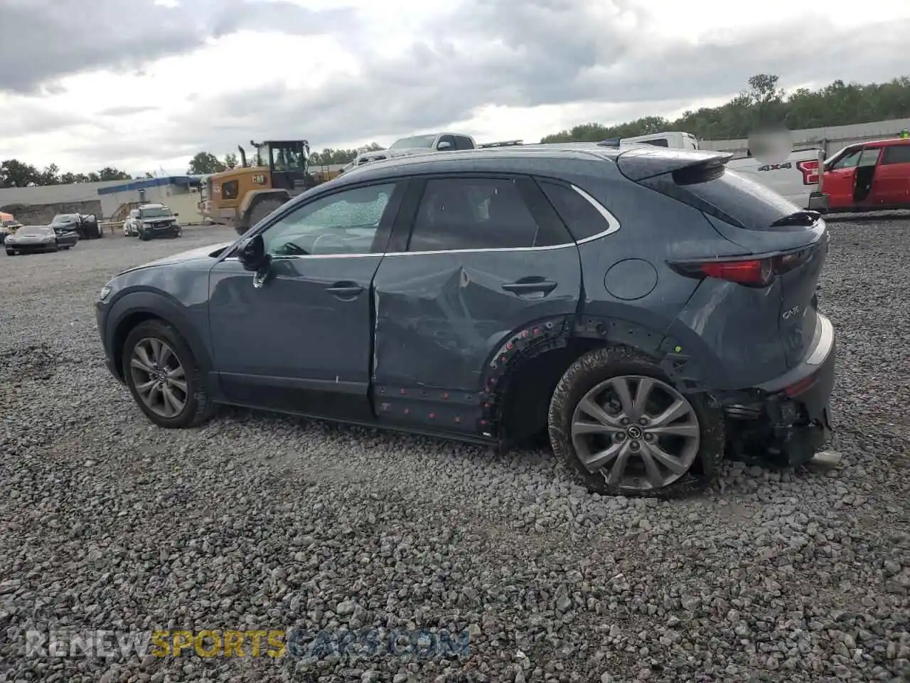 2 Photograph of a damaged car 3MVDMADLXMM266403 MAZDA CX30 2021