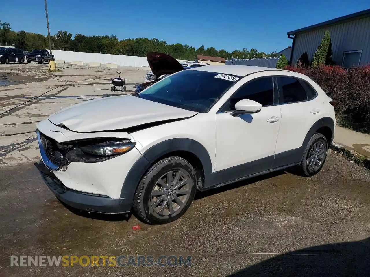 1 Photograph of a damaged car 3MVDMBAL0MM228138 MAZDA CX30 2021