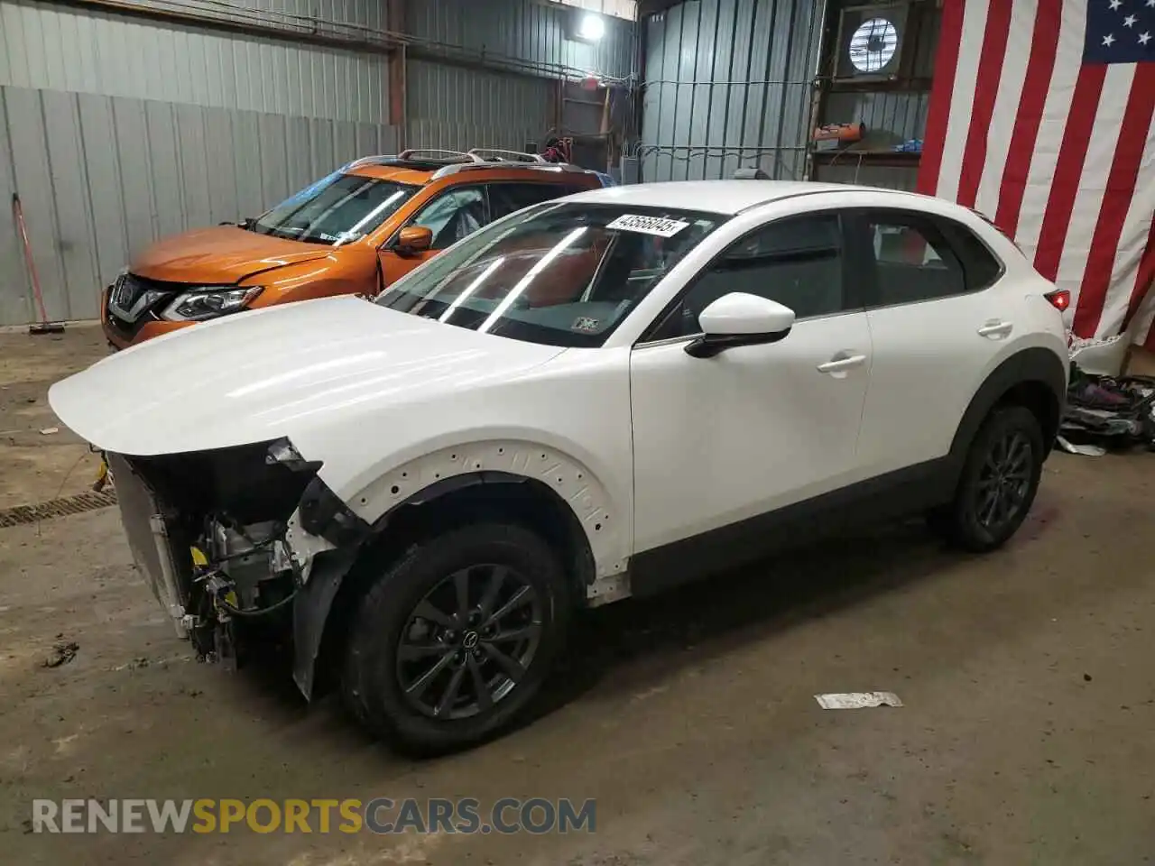 1 Photograph of a damaged car 3MVDMBAL5MM218303 MAZDA CX30 2021