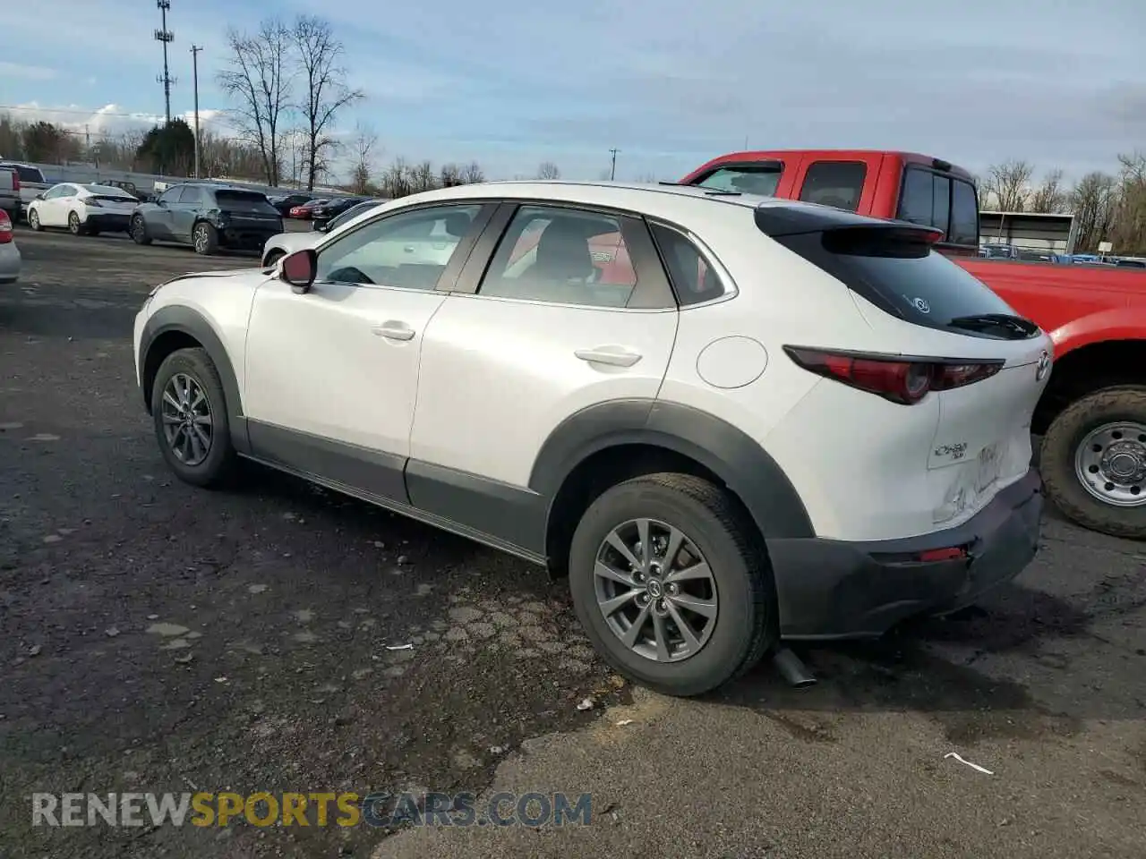 2 Photograph of a damaged car 3MVDMBAL6MM226961 MAZDA CX30 2021