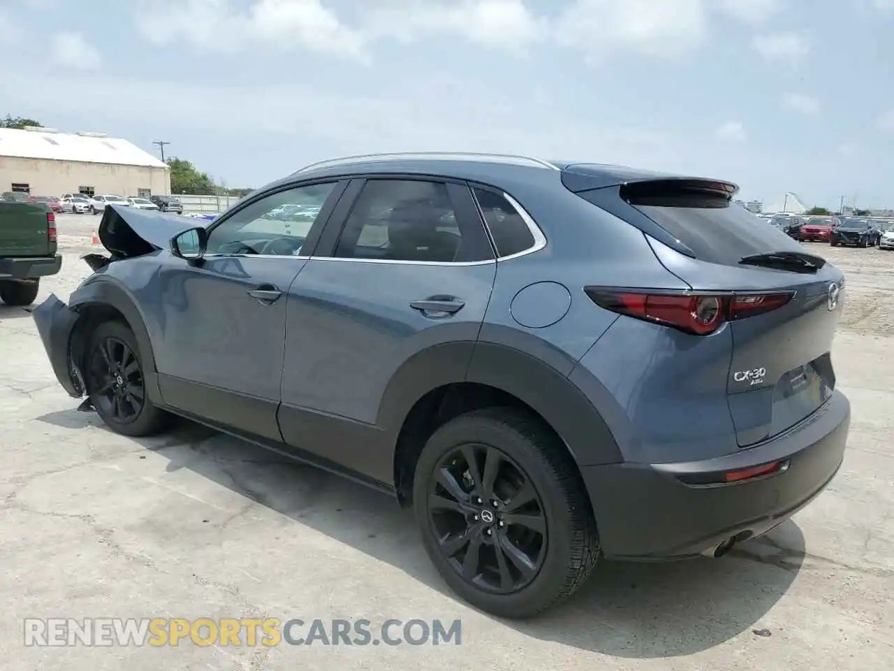 2 Photograph of a damaged car 3MVDMBAY0MM310561 MAZDA CX30 2021