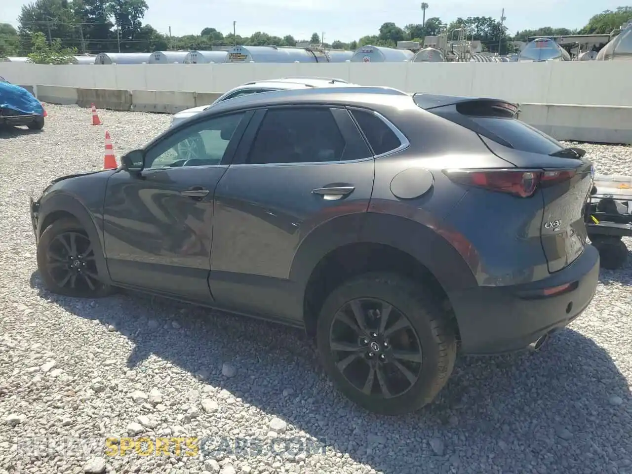2 Photograph of a damaged car 3MVDMBAY6MM308068 MAZDA CX30 2021