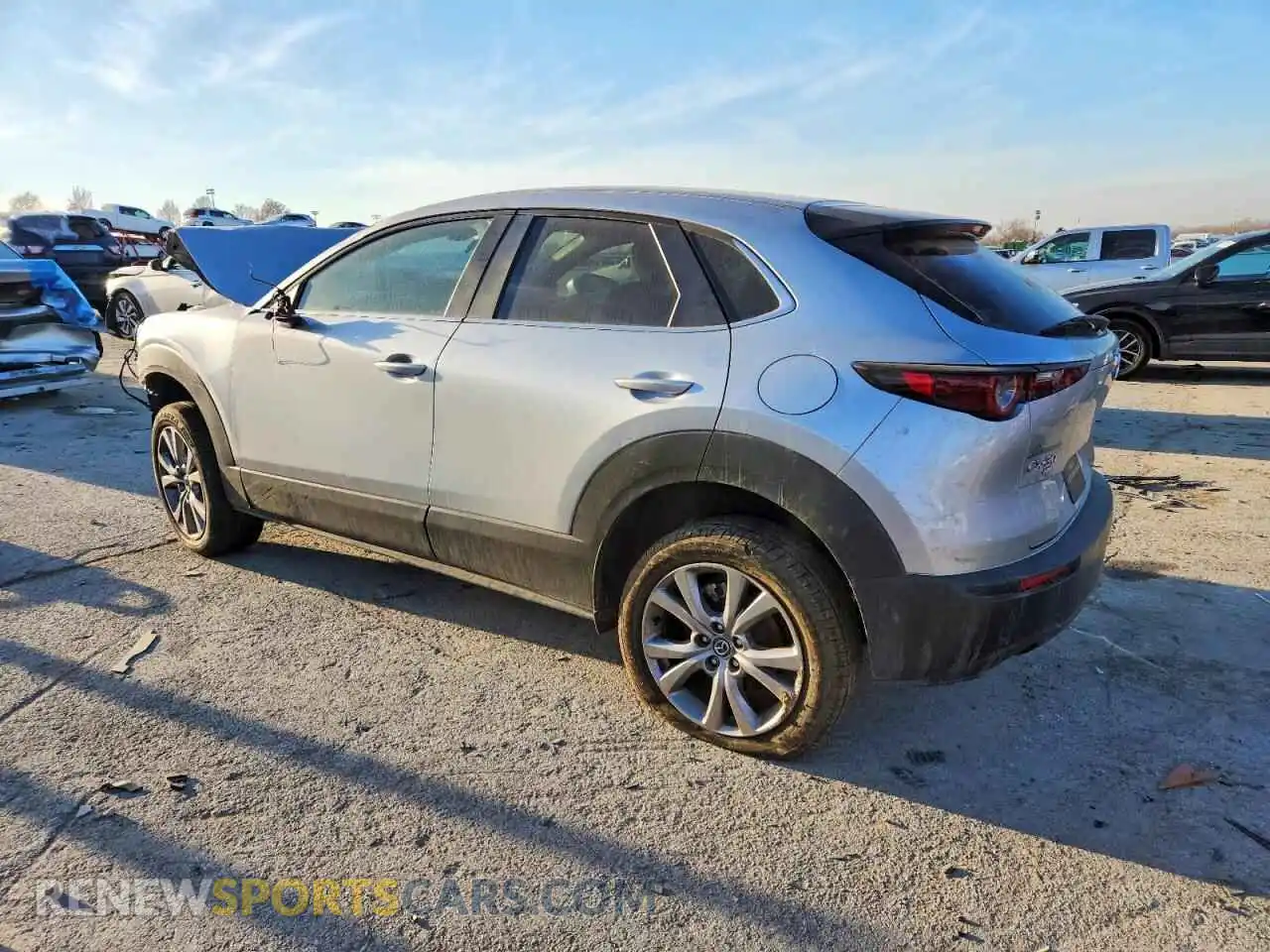 2 Photograph of a damaged car 3MVDMBBL0MM221026 MAZDA CX30 2021