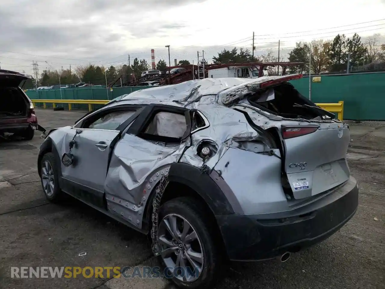 2 Photograph of a damaged car 3MVDMBBL0MM224427 MAZDA CX30 2021