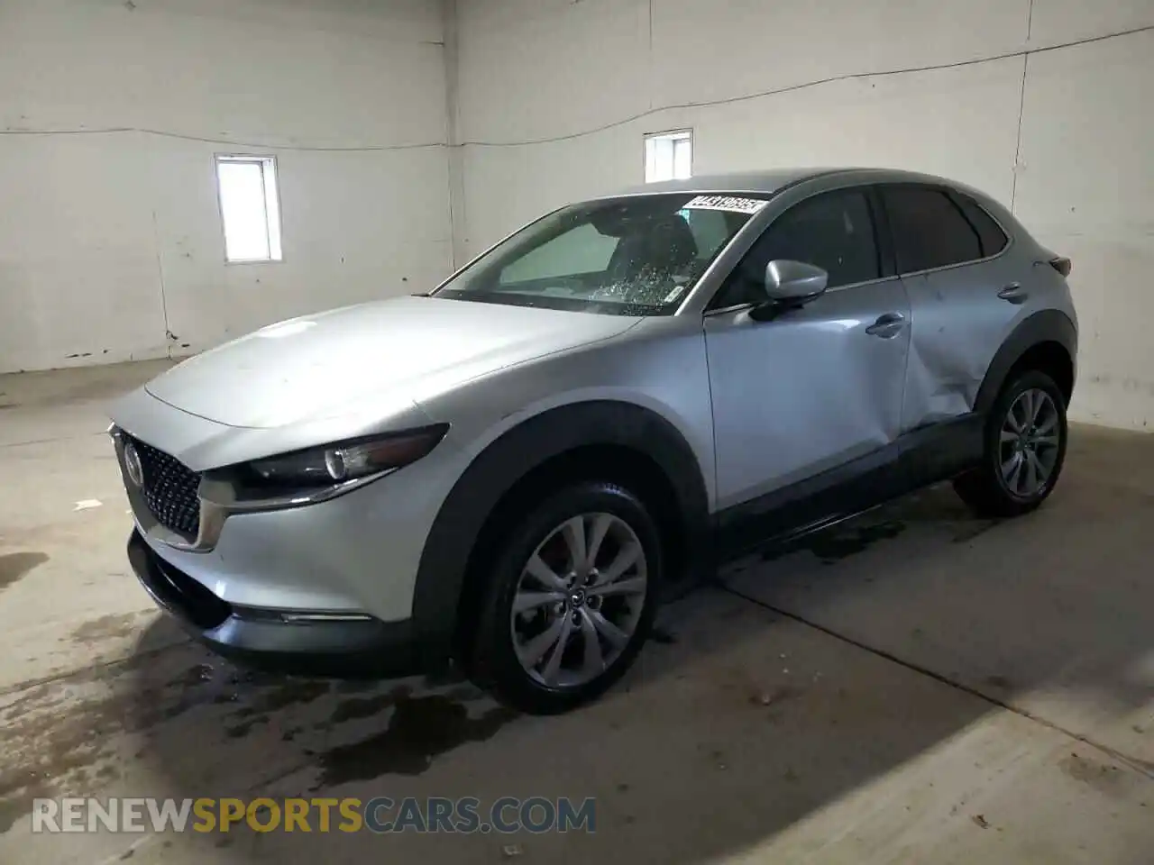 1 Photograph of a damaged car 3MVDMBBL0MM235251 MAZDA CX30 2021