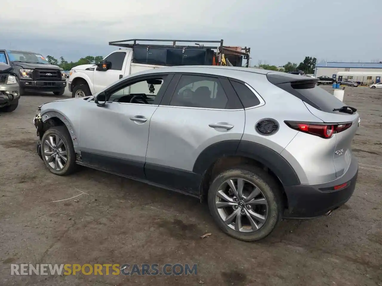 2 Photograph of a damaged car 3MVDMBBL0MM246248 MAZDA CX30 2021