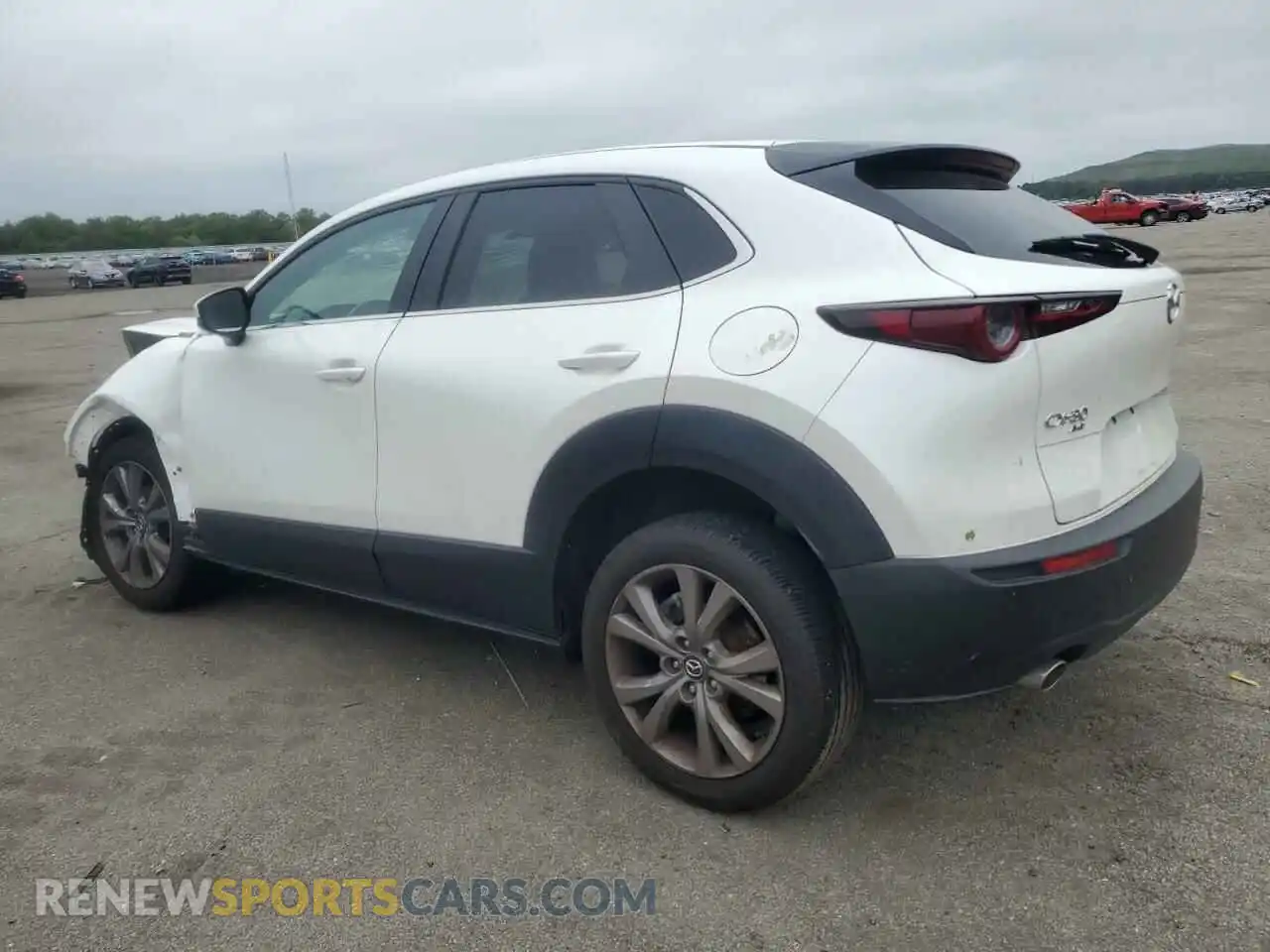 2 Photograph of a damaged car 3MVDMBBL2MM318440 MAZDA CX30 2021