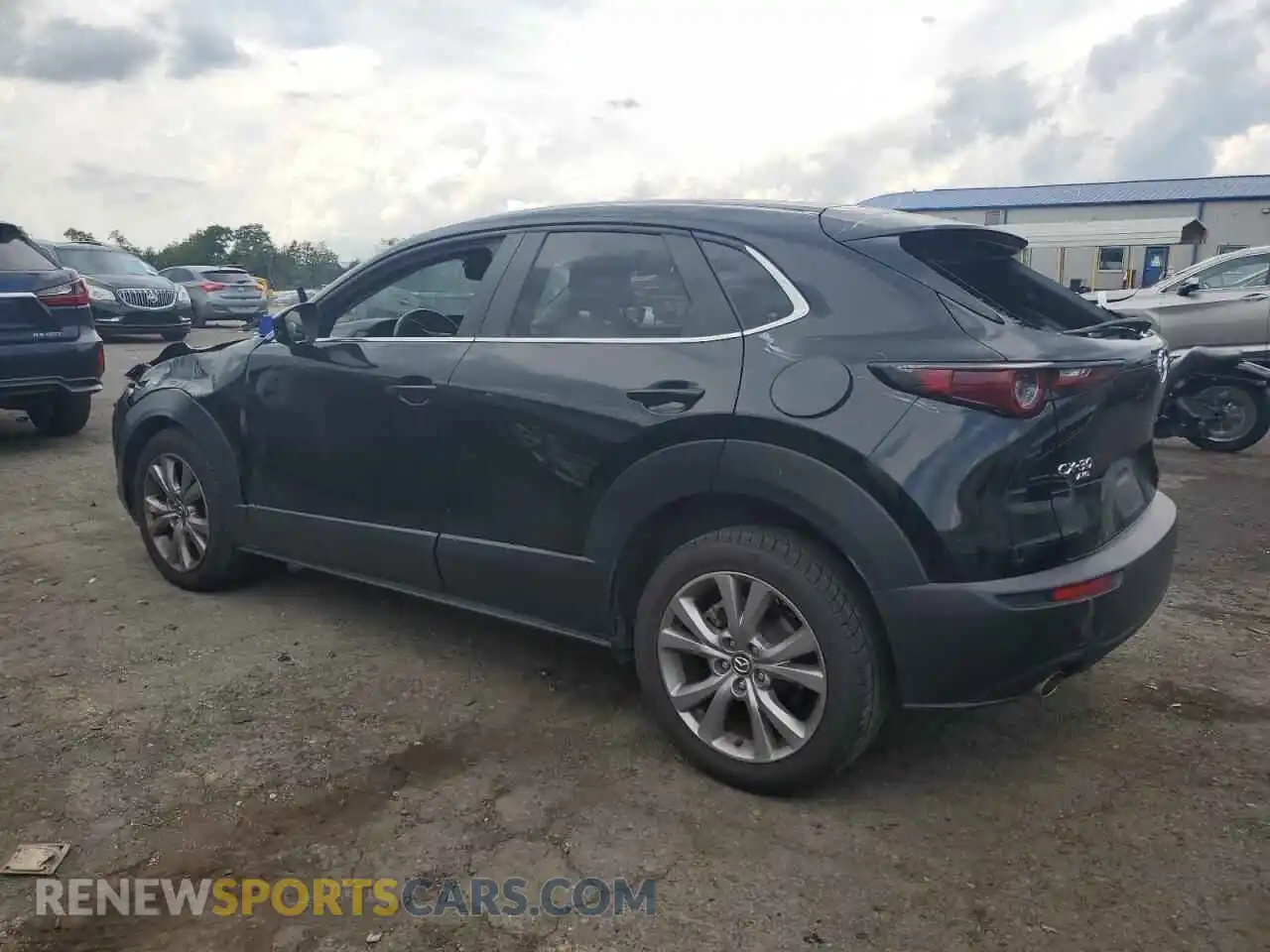 2 Photograph of a damaged car 3MVDMBBL4MM235169 MAZDA CX30 2021