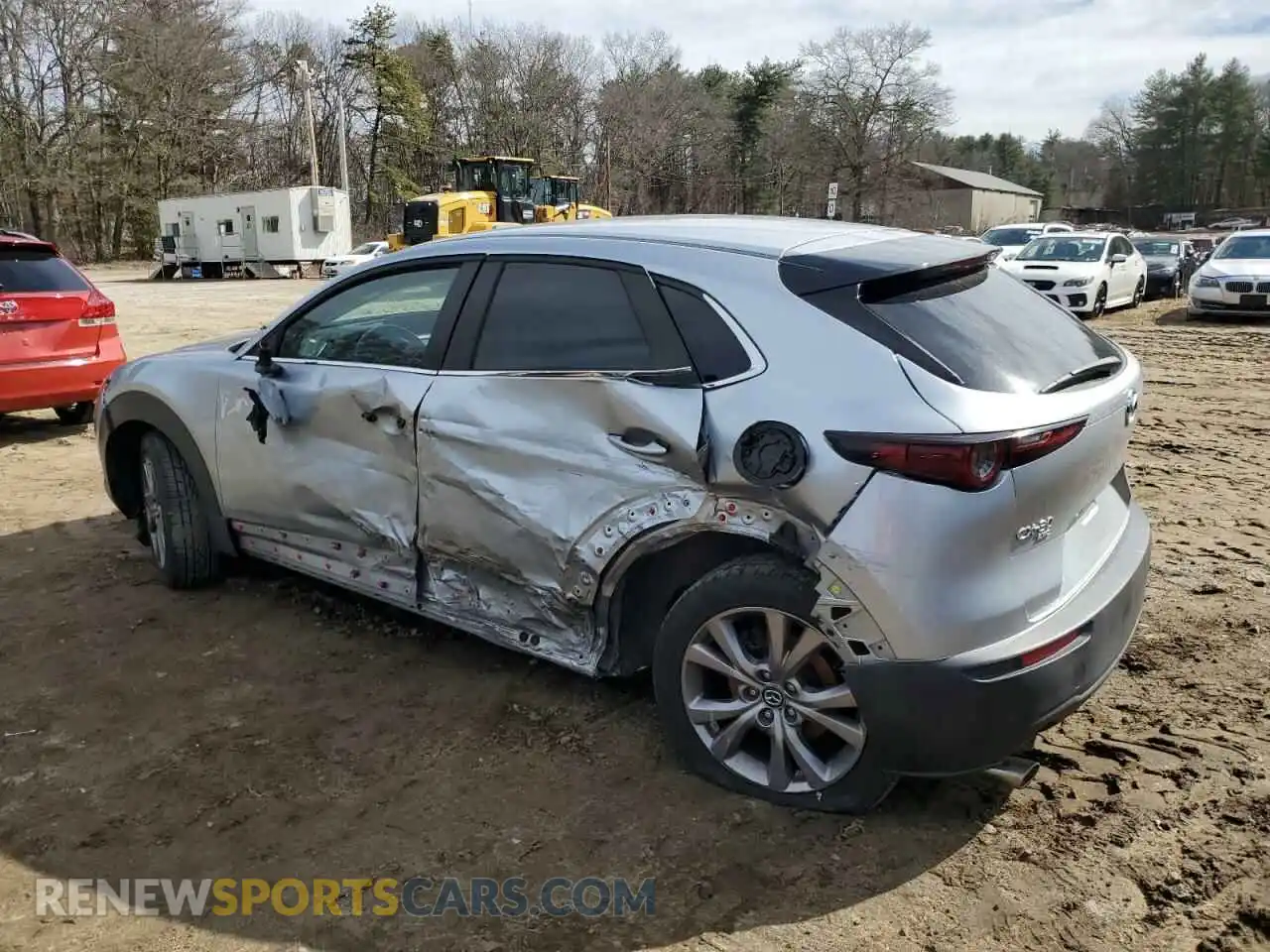 2 Photograph of a damaged car 3MVDMBBL6MM236467 MAZDA CX30 2021