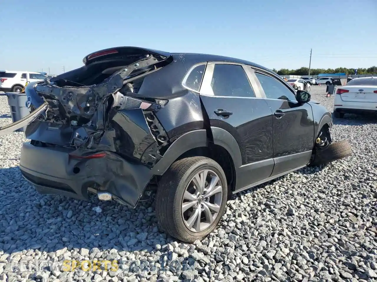 3 Photograph of a damaged car 3MVDMBBL7MM315033 MAZDA CX30 2021