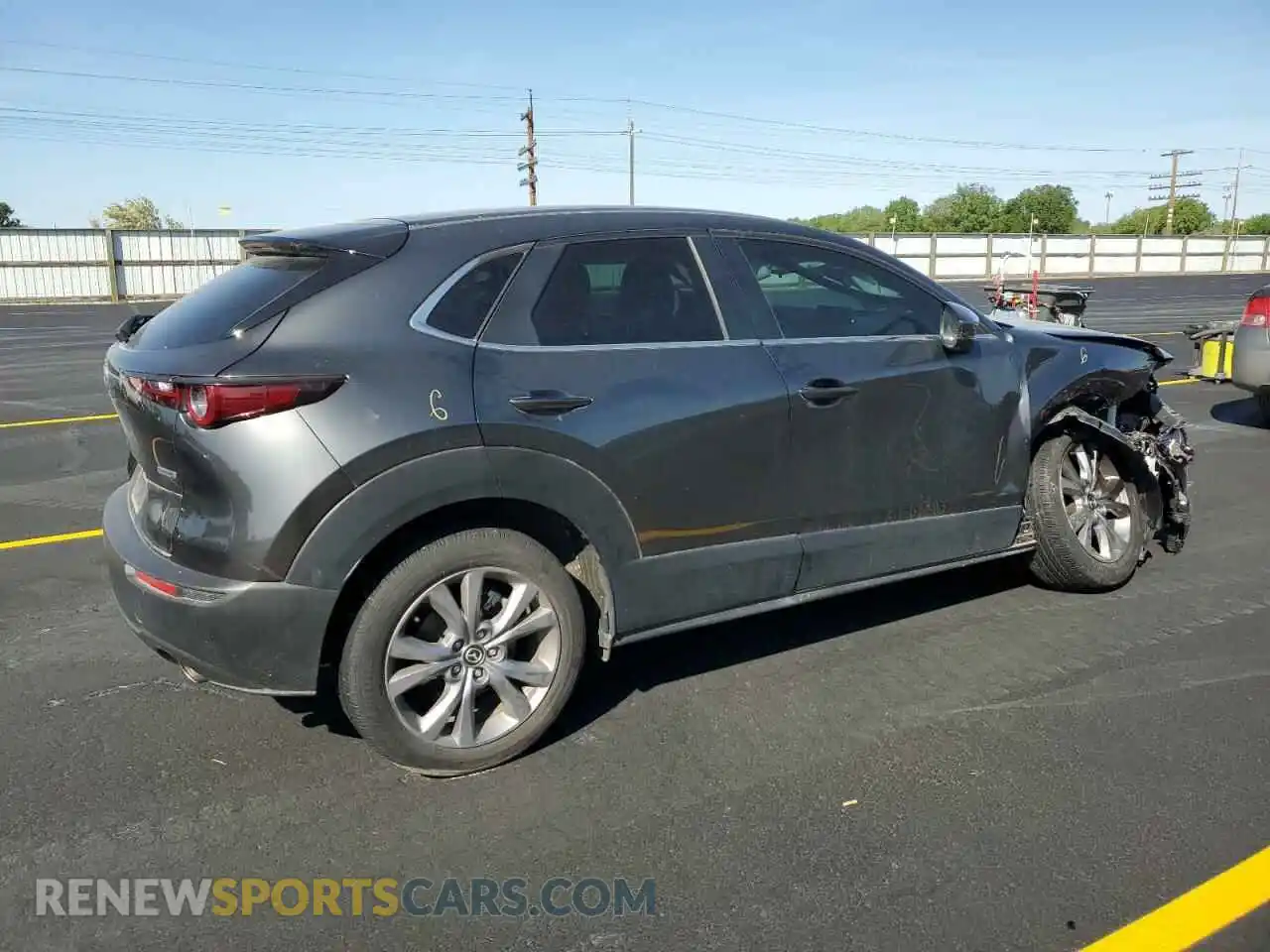 3 Photograph of a damaged car 3MVDMBBL9MM315910 MAZDA CX30 2021