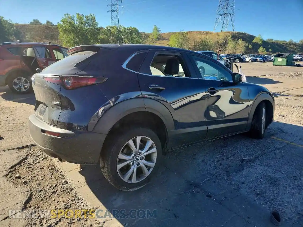 3 Photograph of a damaged car 3MVDMBBLXMM301367 MAZDA CX30 2021