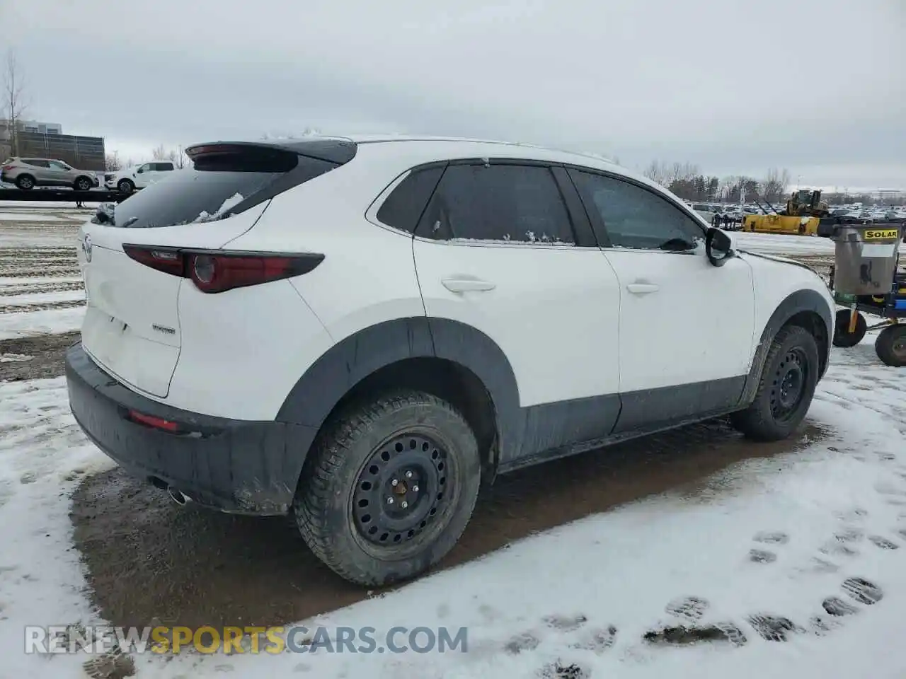 3 Photograph of a damaged car 3MVDMBCL2MM244256 MAZDA CX30 2021