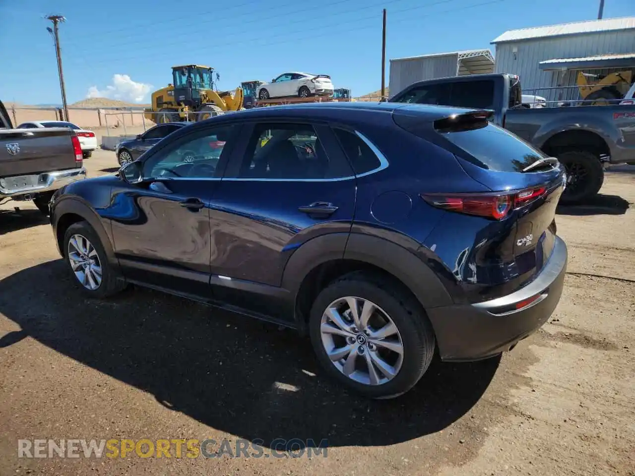 2 Photograph of a damaged car 3MVDMBCL5MM231212 MAZDA CX30 2021