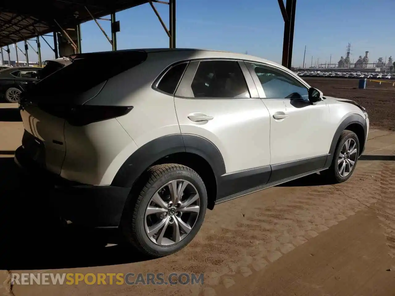 3 Photograph of a damaged car 3MVDMBCL5MM270639 MAZDA CX30 2021