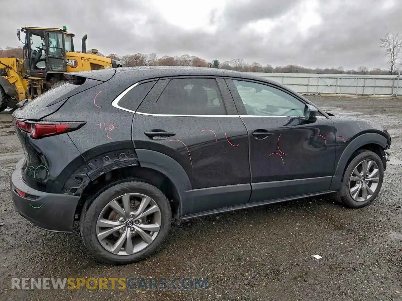 3 Photograph of a damaged car 3MVDMBCL7MM268343 MAZDA CX30 2021