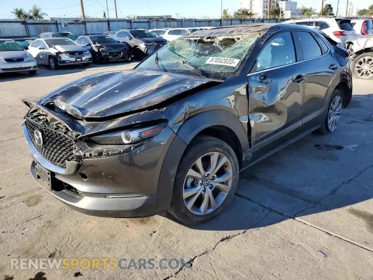 1 Photograph of a damaged car 3MVDMBCL8MM316965 MAZDA CX30 2021