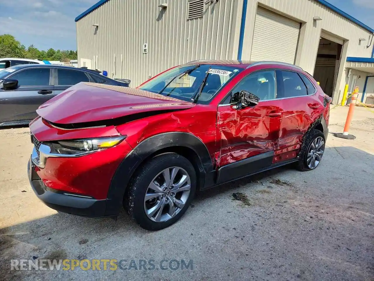 1 Фотография поврежденного автомобиля 3MVDMBDL1MM203034 MAZDA CX30 2021