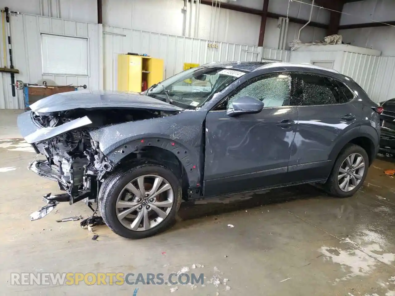 1 Photograph of a damaged car 3MVDMBDL1MM262259 MAZDA CX30 2021