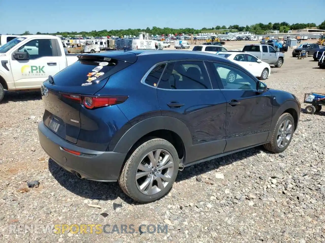3 Photograph of a damaged car 3MVDMBDL1MM320158 MAZDA CX30 2021
