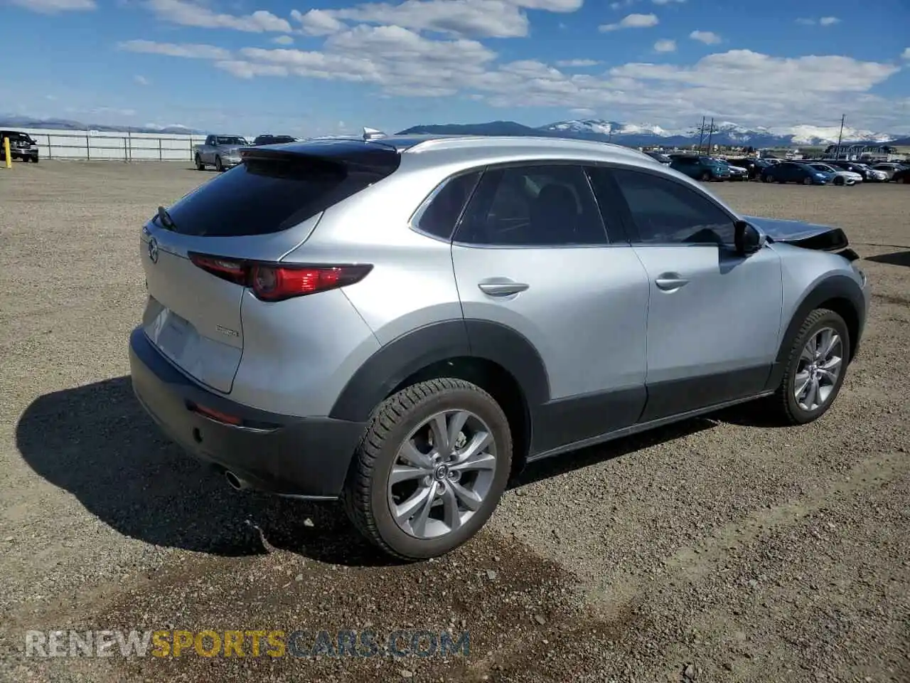 3 Photograph of a damaged car 3MVDMBDL2MM258334 MAZDA CX30 2021