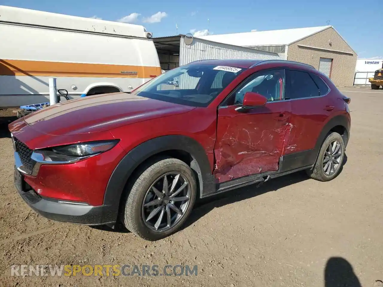 1 Photograph of a damaged car 3MVDMBDL3MM315060 MAZDA CX30 2021