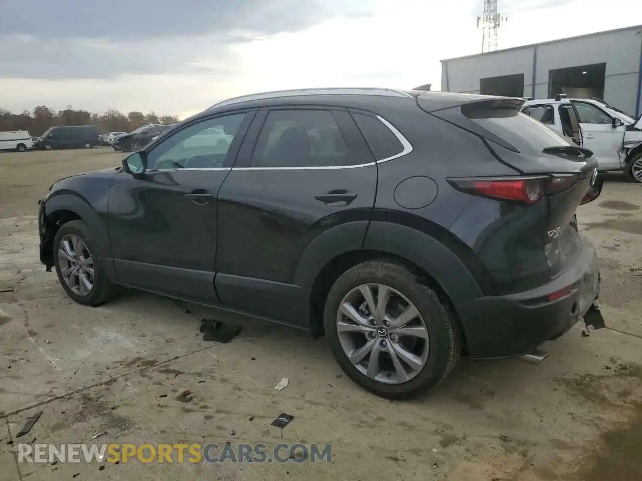 2 Photograph of a damaged car 3MVDMBDL4MM256293 MAZDA CX30 2021