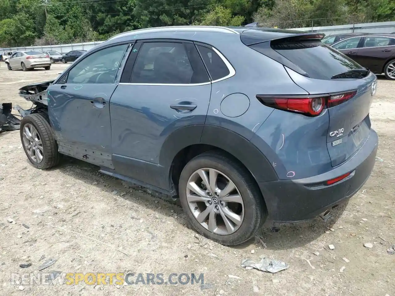 2 Photograph of a damaged car 3MVDMBDL6MM310113 MAZDA CX30 2021