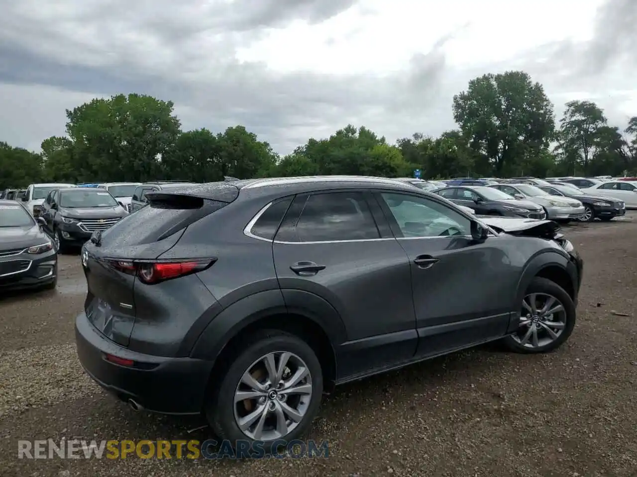 3 Photograph of a damaged car 3MVDMBDL8MM316253 MAZDA CX30 2021