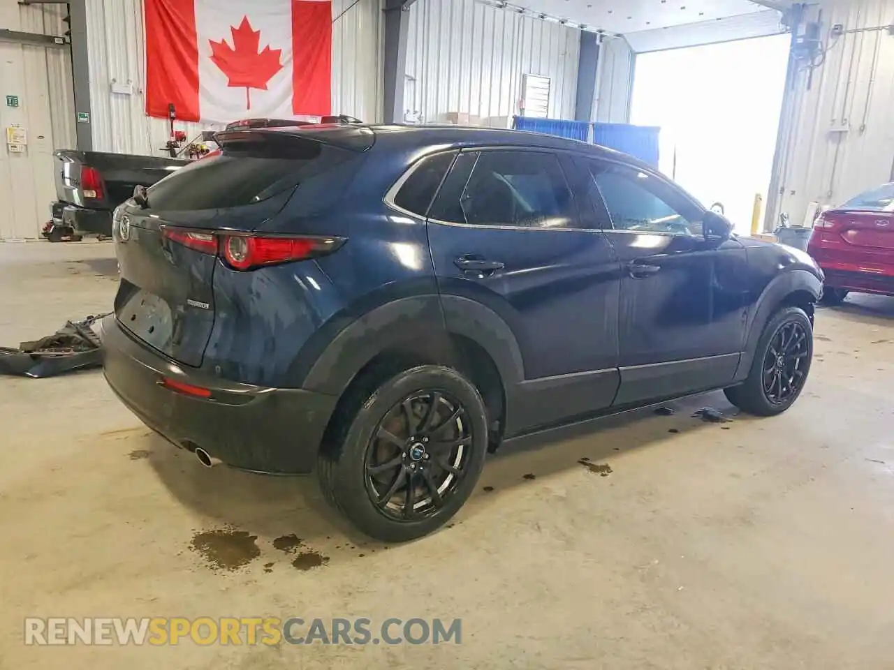 3 Photograph of a damaged car 3MVDMBDL9MM256144 MAZDA CX30 2021