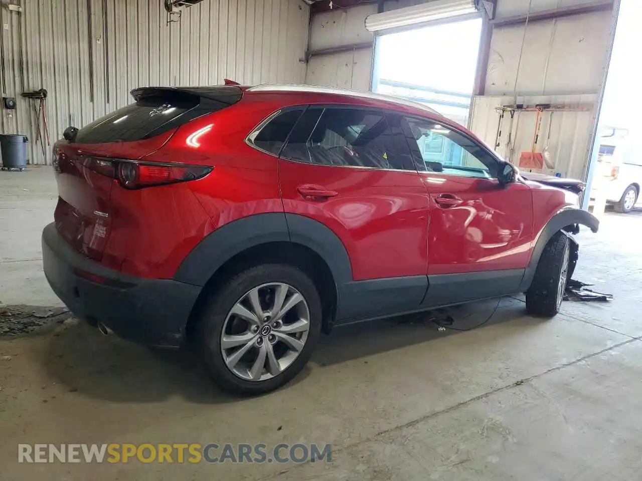 3 Photograph of a damaged car 3MVDMBDL9MM307285 MAZDA CX30 2021