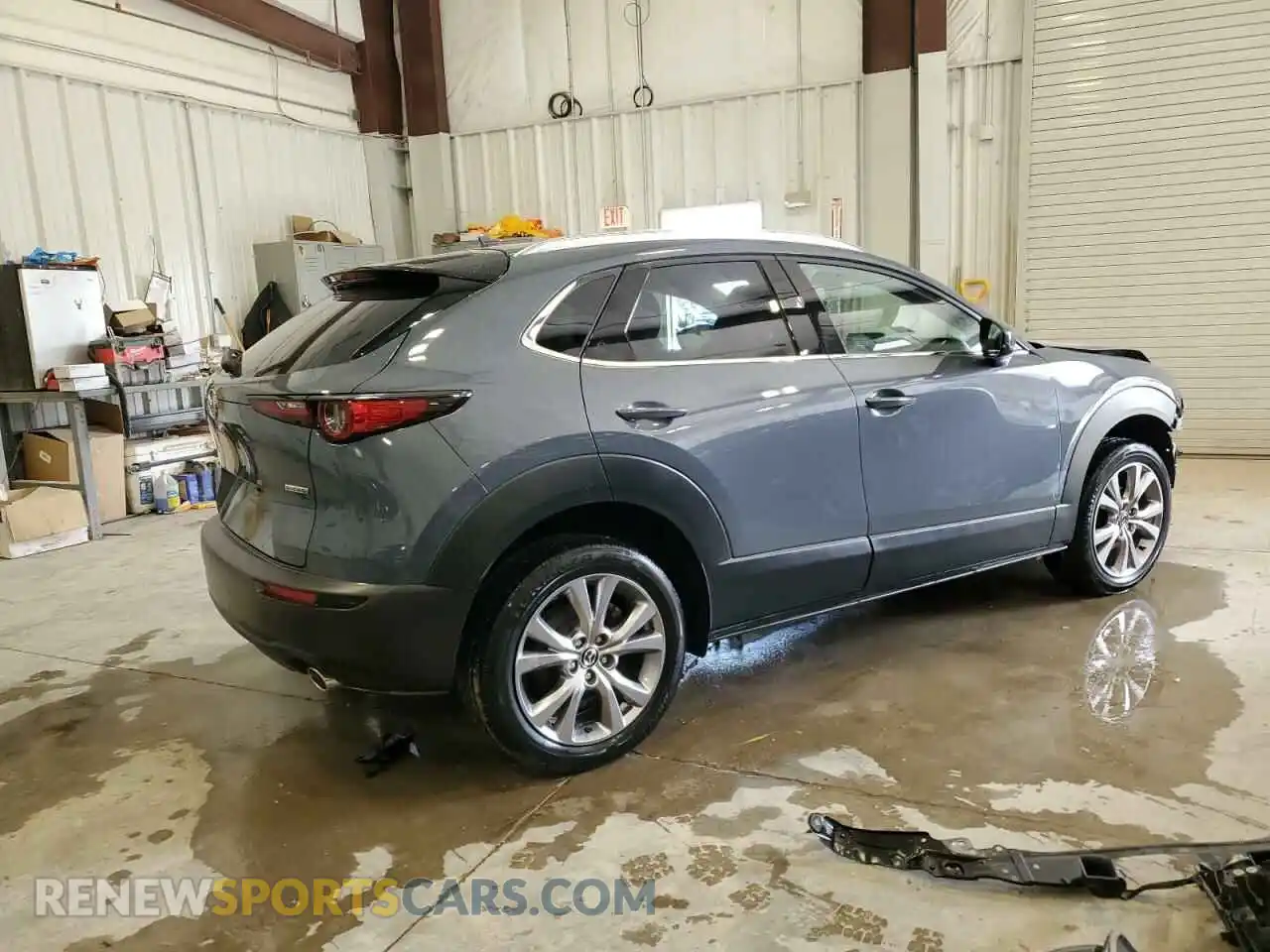 3 Photograph of a damaged car 3MVDMBDM7MM214600 MAZDA CX30 2021