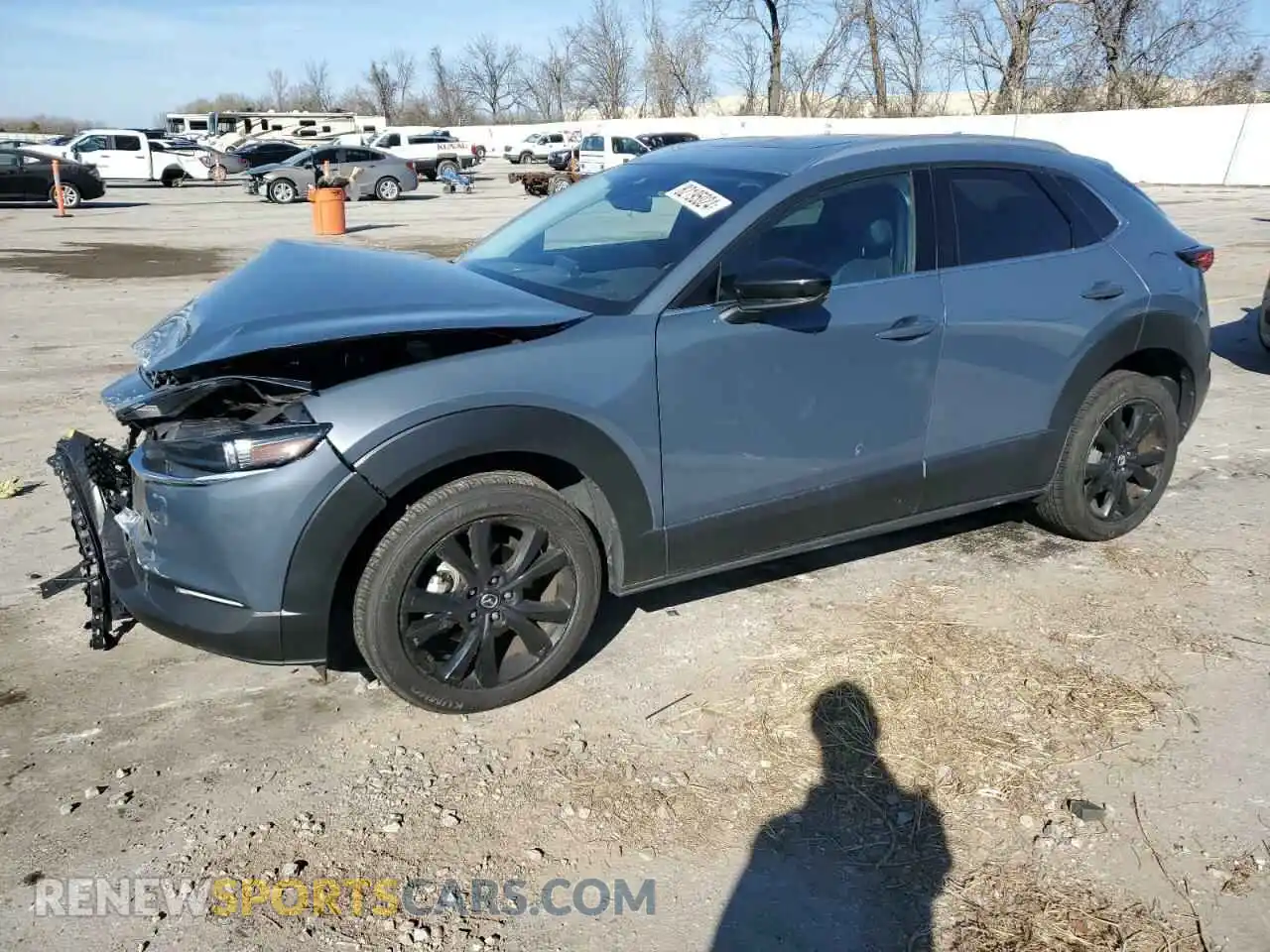 1 Photograph of a damaged car 3MVDMBDY6MM300242 MAZDA CX30 2021