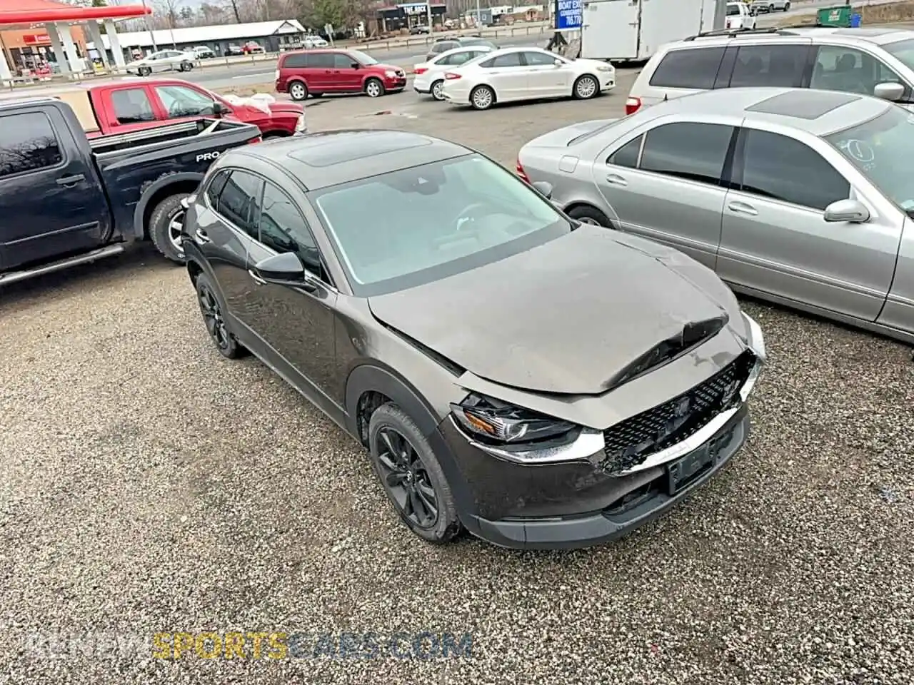 1 Photograph of a damaged car 3MVDMBDY7MM254856 MAZDA CX30 2021