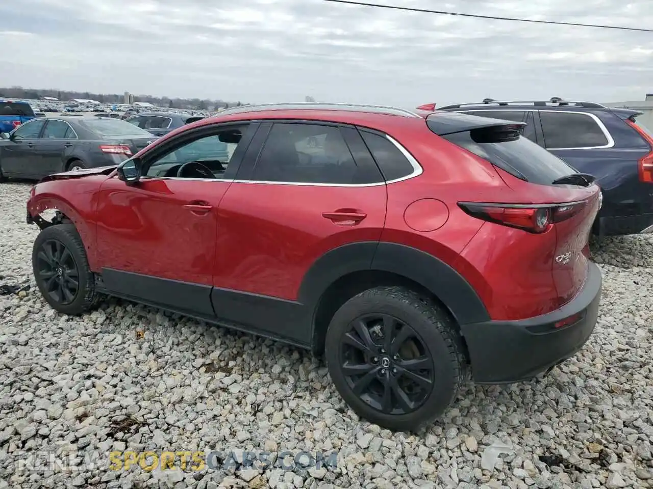 2 fotografías del automóvil dañado 3MVDMBDY8MM307404 MAZDA CX30 2021