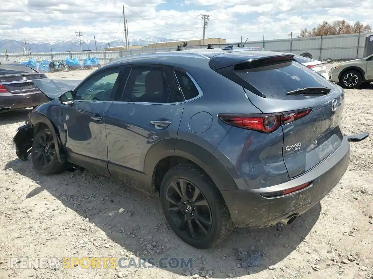 2 Photograph of a damaged car 3MVDMBEY2MM255542 MAZDA CX30 2021