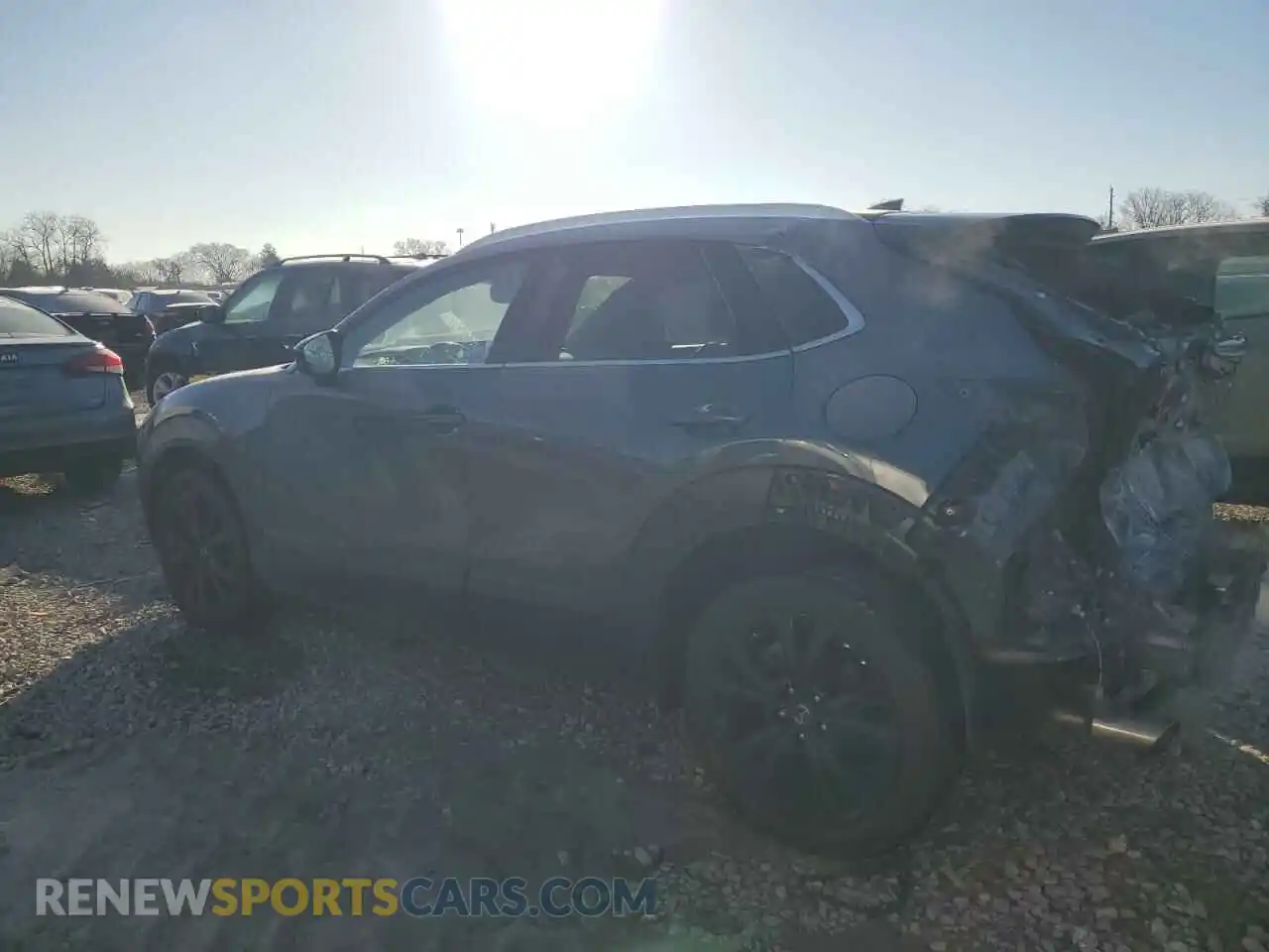 2 Photograph of a damaged car 3MVDMBEY2MM271501 MAZDA CX30 2021