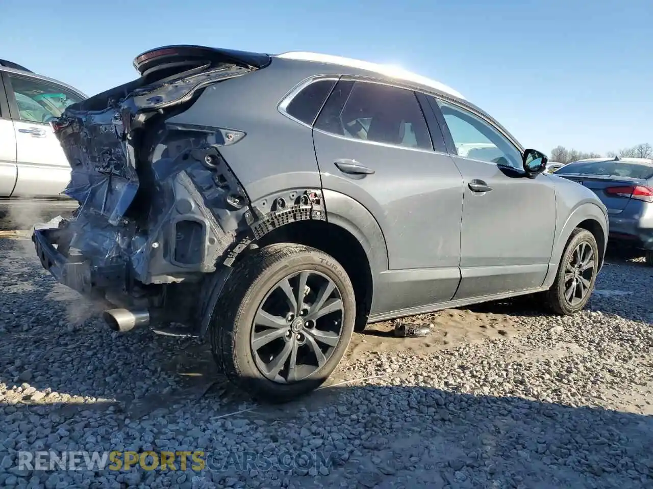 3 Photograph of a damaged car 3MVDMBEY2MM271501 MAZDA CX30 2021