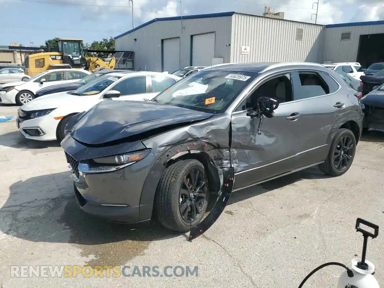 1 Photograph of a damaged car 3MVDMBEY5MM271153 MAZDA CX30 2021