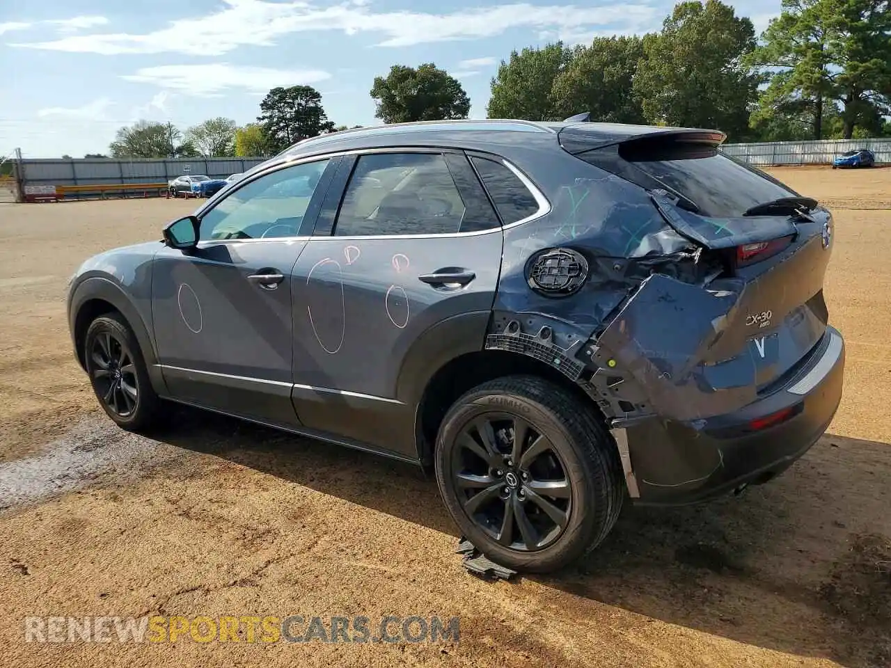 2 Photograph of a damaged car 3MVDMBEY8MM229026 MAZDA CX30 2021