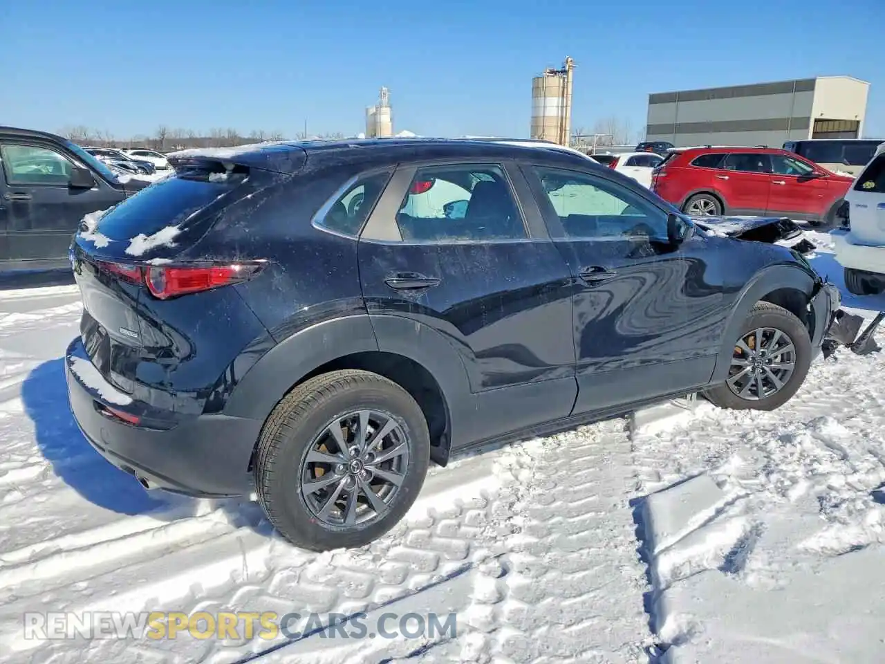 3 Photograph of a damaged car 3MVDMBALXNM424394 MAZDA CX30 2022