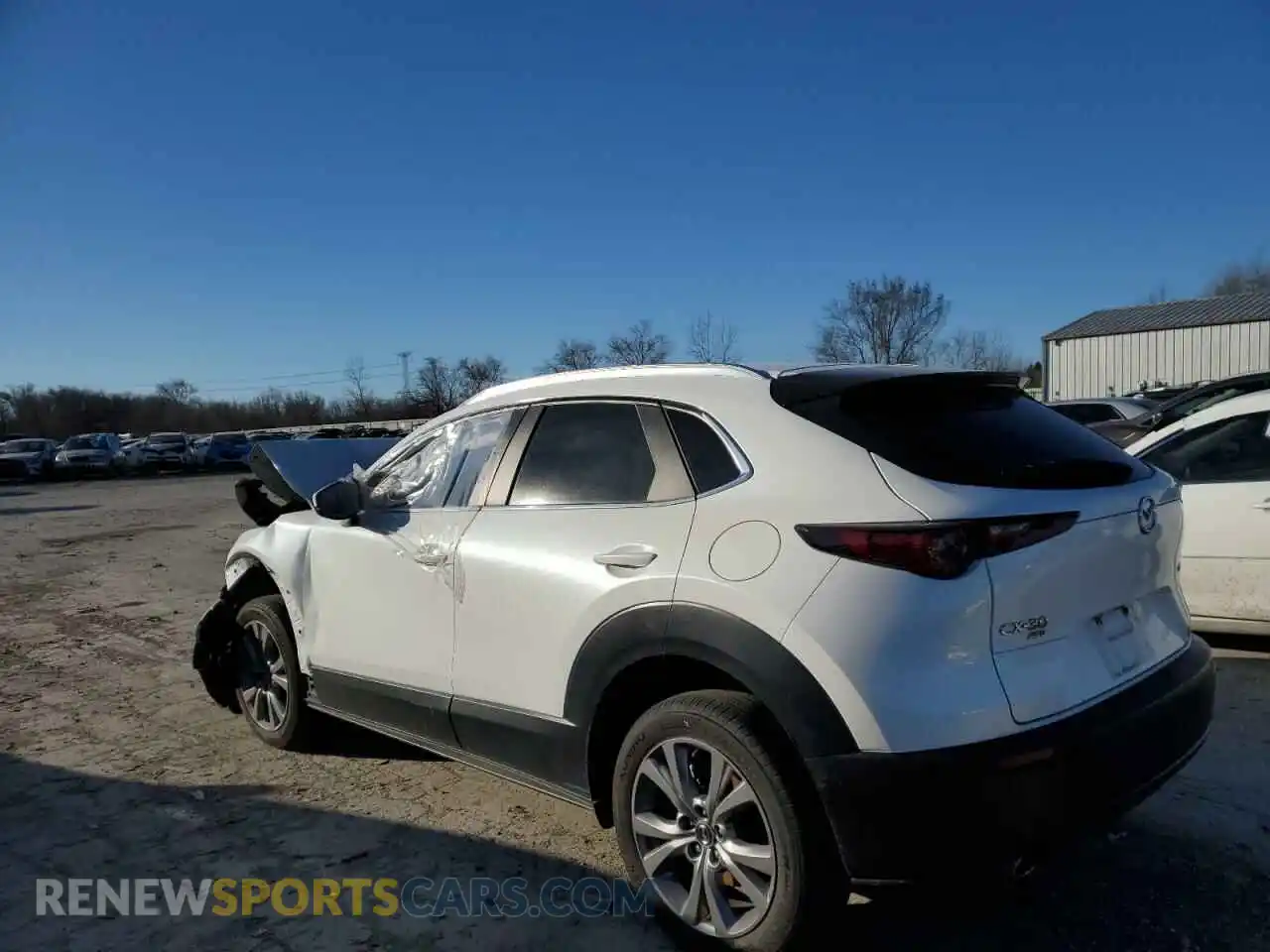 2 Photograph of a damaged car 3MVDMBBL1NM422631 MAZDA CX30 2022