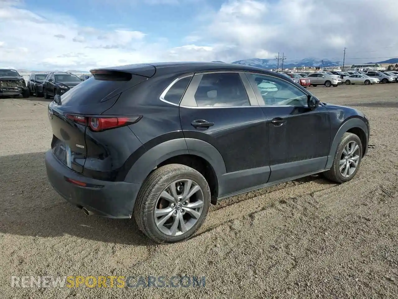 3 Photograph of a damaged car 3MVDMBBL5NM457110 MAZDA CX30 2022